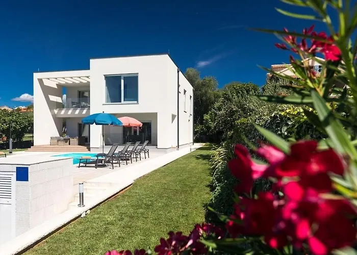 With Sea View Comfortable Villa