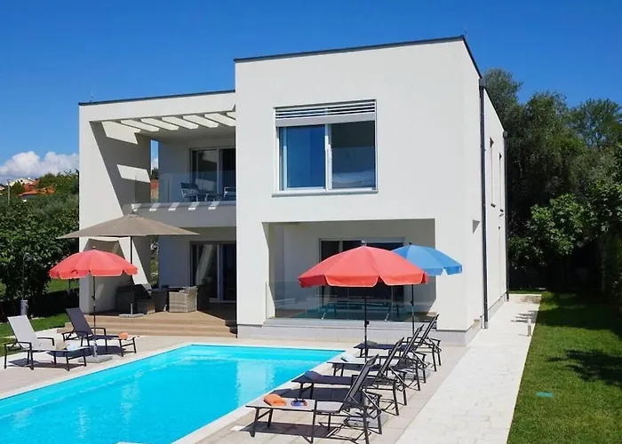 Villa With Sea View Comfortable