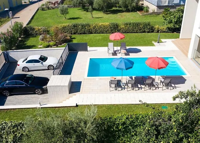 Βίλα With Sea View Comfortable Malinska
